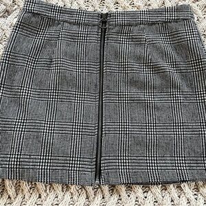 Forever 21 Houndstooth Mini Skirt Zipper size 28